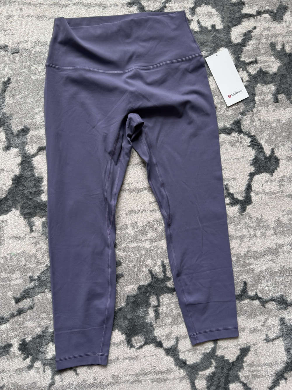 lululemon athletica align no line High-Rise Leggings lilac 25”